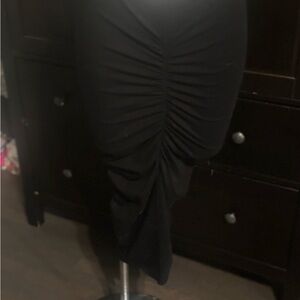 Evereve Black Ruched Pencil Skirt